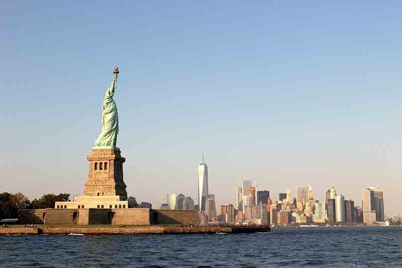 statue-of-liberty-1031550_1280.jpg