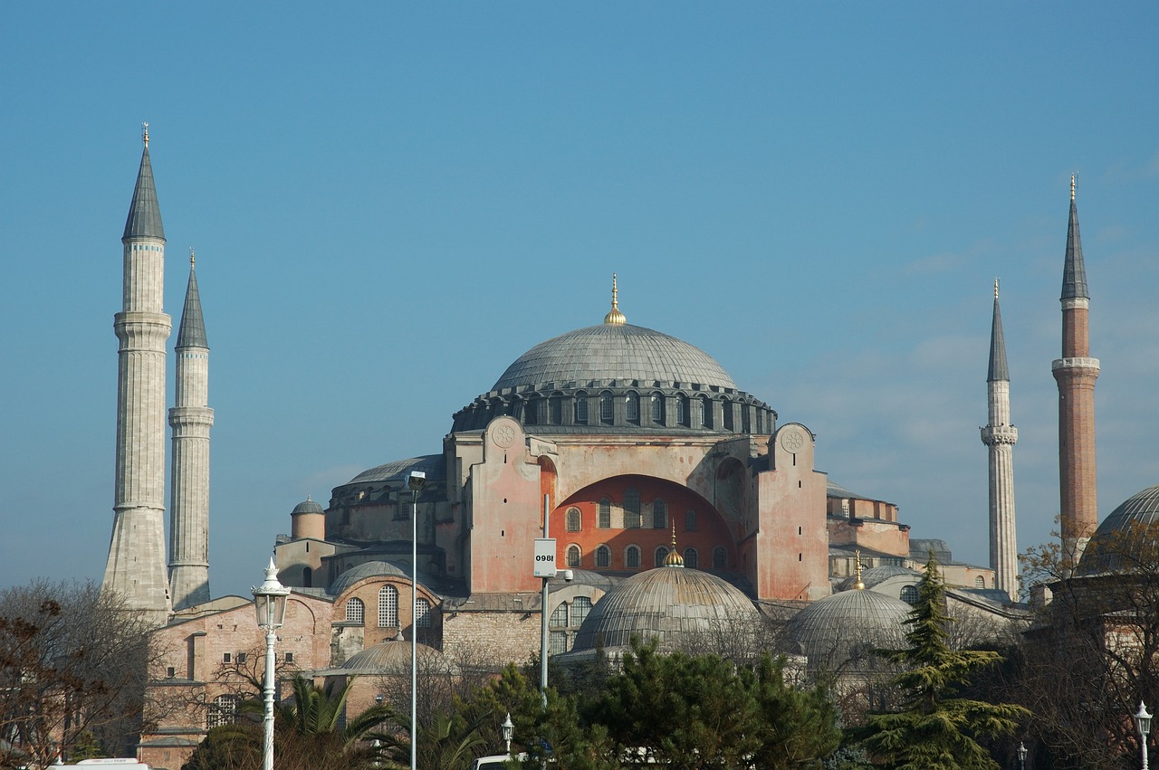 istanbul-1981402_1280.jpg